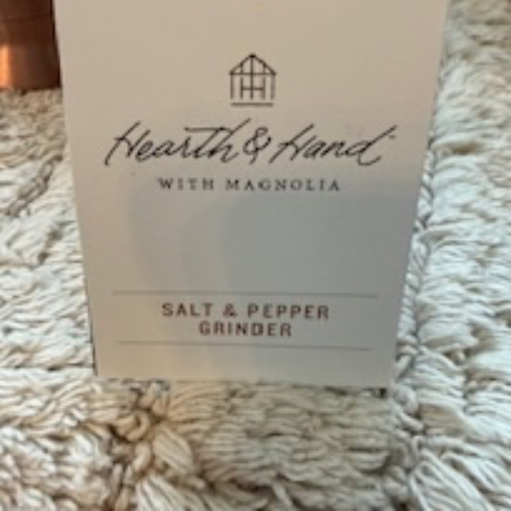 Hearth & Hand by Magnolia Salt and Pepper Grinder Set *NEW* - Picture 6 of 10